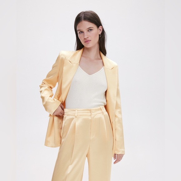 NWOT MANGO Selection Cream Satin-Finish Suit Blazer Jacket - Picture 4 of 13